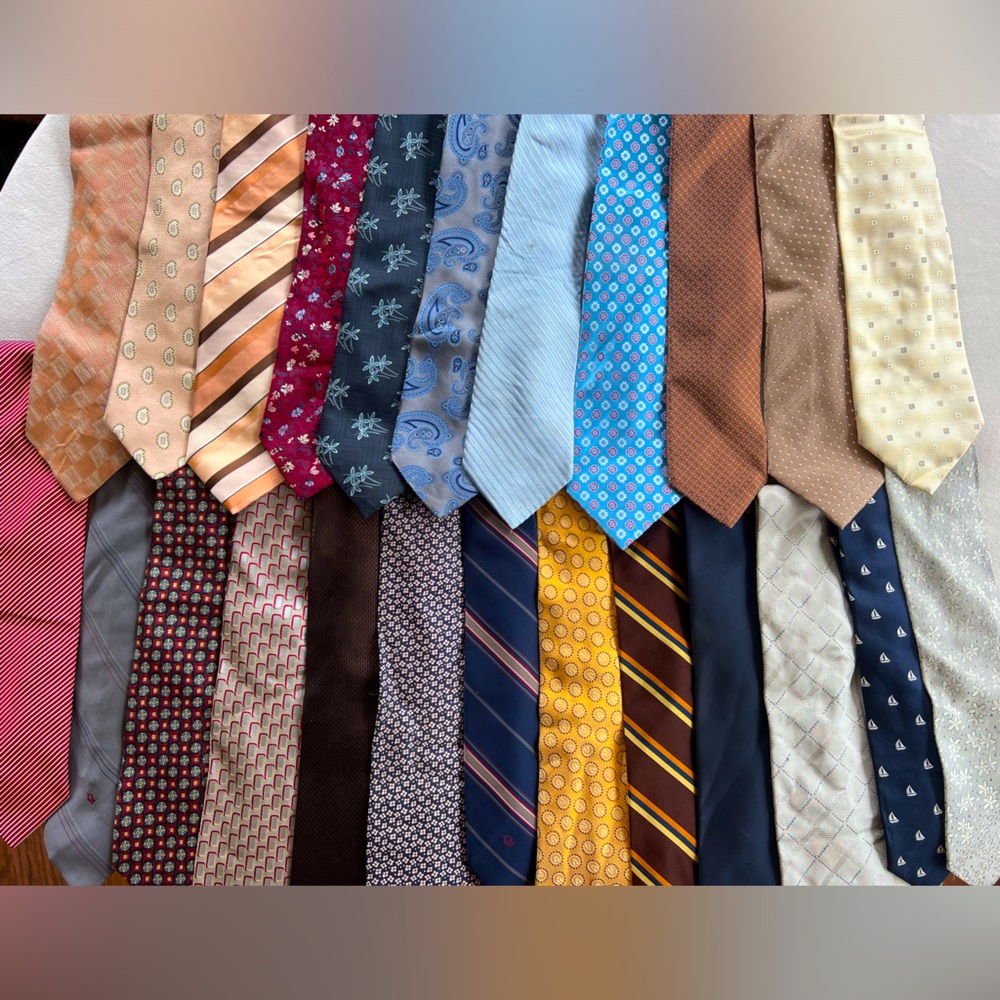 25 100% silk ties. Zegna, Dior, Saks, and more